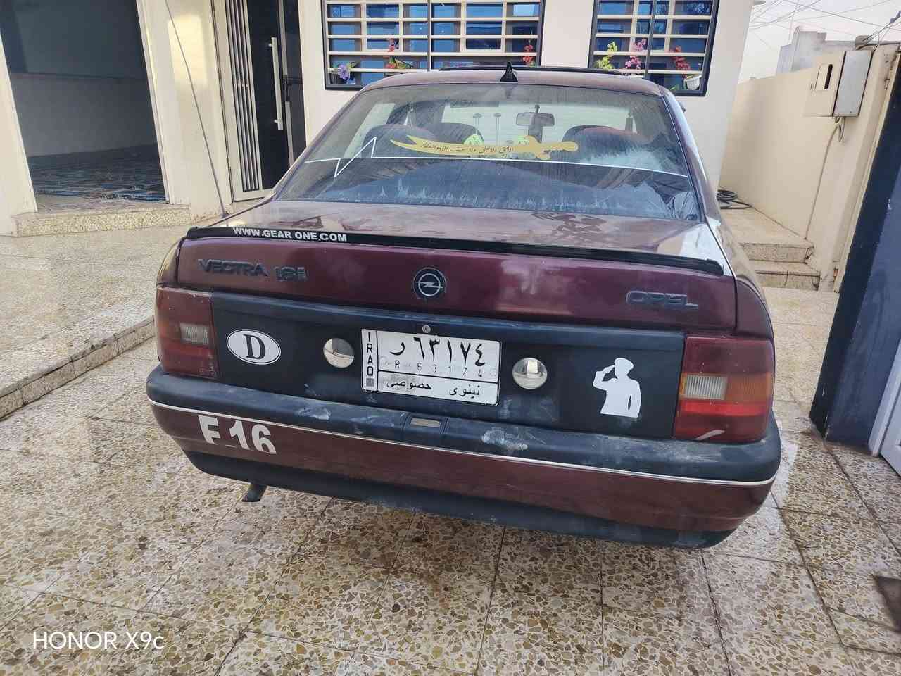 السلام عليكم اوبل فيكترا موديل 93 الحجم 18 جير محرك شرط الدواير انطيك وكاله تريد  تريد تصلحن ما تصلحن تبغى يمك ثانويه خضراء الرقم نين السياره مكانها نينوى جنب الايمن السعر 48 مقفوله من الطخه صبغ جماليه معجون تلقيطات بها مجال شيء قليل الرقم ***********
