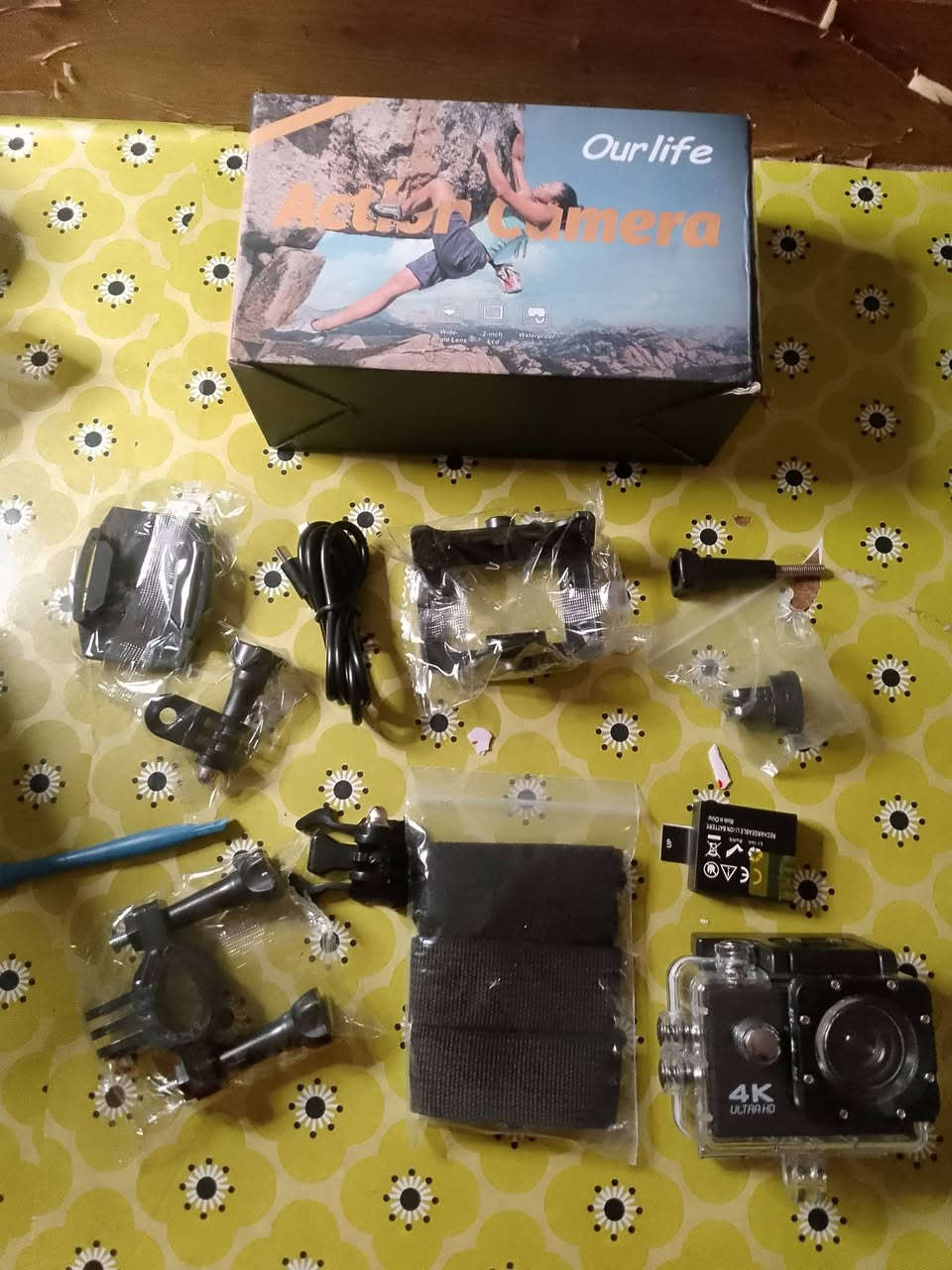 كاميرا مغامرات دقة 4k جديدة غير مستخدمة لوك مقاومة المياه والغبار بعمق 30 متر  ملحقات كاملة بطارية 
السعر 40الف


**إذا كنت صاحب هذا الإعلان وتريد حذفه لأي سبب، رجاءا أرسل رسالة إلى الدعم الفني**