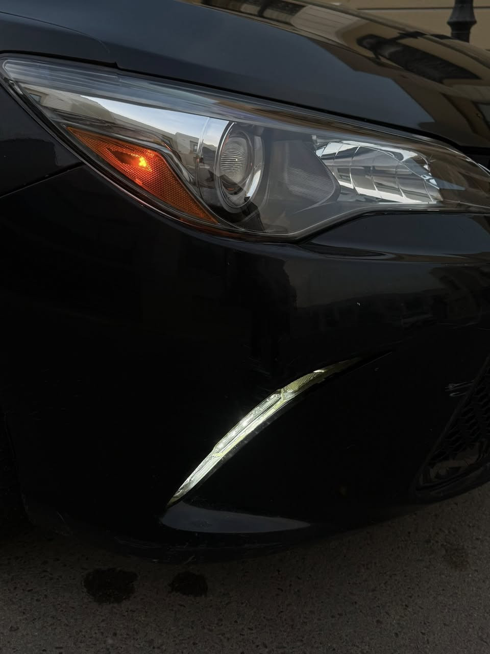 Camry 2017 xse v6
السلام عليكم كامري ٦ سلندر للبيع فقط لا مراوس ولا بيع اقساط اعتذر جداً 
المواصفات سلايد روف كشنات الكنتارا مع الابواب كشنات كهرباء مع تدفئة كشنات تبريد منفصل بارد جداً مع تبريد خلفي سماعات JBL كاميرا خلفية مع cd مرأة تعتيم تلقائي شحن لاسلكي aux usb bluetooth ماشية ٨٢ الف 
صبغ بنيد فقط مع صبغ جزء مكان الرقم الخلفي فقط بسيط جدا 
رقم الهاتف *********** واتساب 
السعر 155 وبيها مجال ان شاء الله 

4t1bk1fk7hu031571
