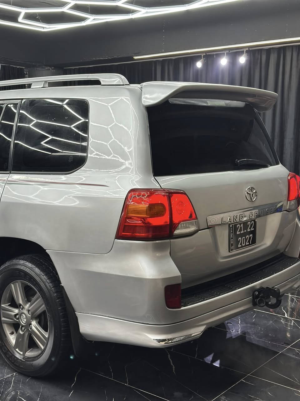 سلاو هاورييان 
وه نه وشه. موديل 2009
سياره كه دووبه يه به شه رت 
بوياخ. حيزام بوجواني 
سيسته مي غازى ئيتالي  بو به ستراوه 
غازو به نزين   ئيش ده كات 
گيرومه كينه به شه رت 
٦ بستونه سياره كه 
هيج مه سروفي نيه سياره كه 
نرخ. 180 مجال
 ژم ***********
***********
ناونيشان. رانيه
