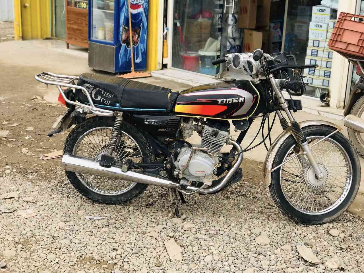 تايكر 2020محرك نضيف كلشي ماتصرف علي شغل وطلع كهربايات شغاله مكان الجدعه 

***********
