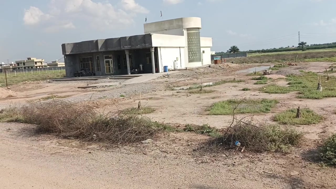 السلام عليكم.... تتوفر أربع دوانم مع بيت طابو زراعي سند ((٢٥)) على طابو المدائن تباع حسب الطلب المكان تقاطع النهروان البسماية مقابل القرية النفطية للأتصال على الأرقام التالية .... 
 ***********☎ 
 *********** ☎ وللتفاصيل 👇👇👇
#المهندس للعقار
