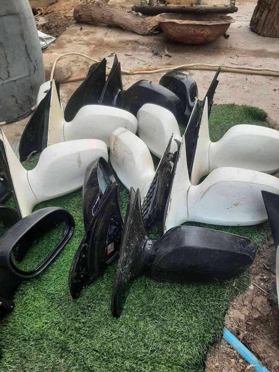 السلام عليكم اخوان وصلتني مري كيا كرنفال + سيدونا عادي + كهربائي من موديل 1998 الى موديل 2006 الشكل القديم 
عنواني بغداد السيديه تقاطع الدرويش متوفر خدمة توصيل لجميع انحاء العراق 
*********** سيد قاسم
