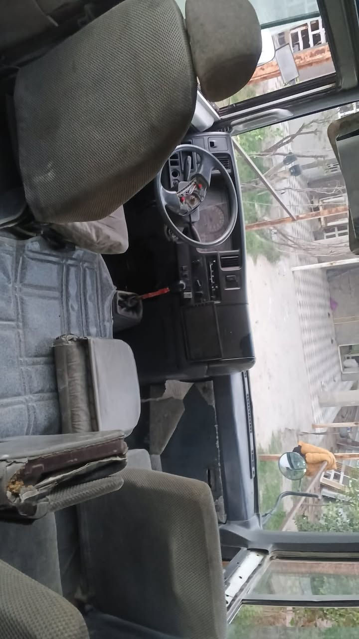 السلام عليكم كوستر نيسان 2002كير مكينه مسكر كاز السياره جاهزه وبسمي السعر 100وبيه مجال مكان بغداد المدائن ***********رقم صاحب السياره مكلف بنشر
