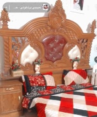 غرفة خشب صاج ثقيل غرفة مرتبة بس عوزها ترتيب شويه وهاهيه سعرها٥٠٠ وبيها...