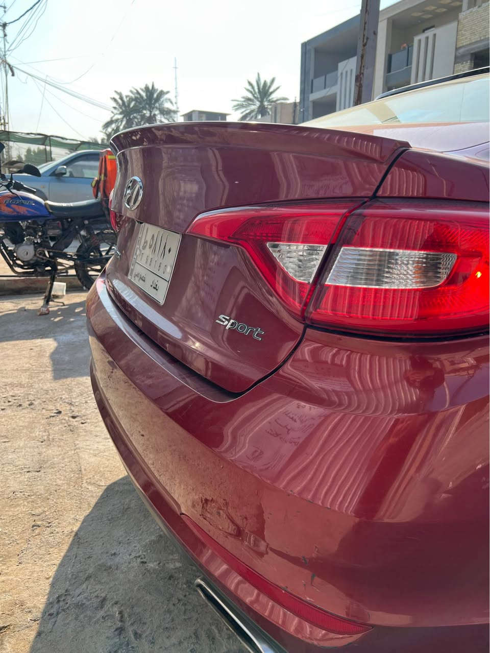 السلام عليكم سوناتا 2015 للبيع 
مواصفات السبورت 
وارد امريكي حادثه سرقه بنيد فقط 
لغود شواصي مكفوله 
كير ومحرك مكفول 
تخم تاير جدد 
صدر السياره جديد. 
تبريد ثلج 
تحكم ستيرن جهتين 
الكرسي كهرباء 
السياره جاهزه للاخير واحلى من الصور 
المكان / بغداد حي الخضراء 
السعر / 135 وبيه مجال حك الجيه 
للاستفسار / *********** بغداد, العراق
