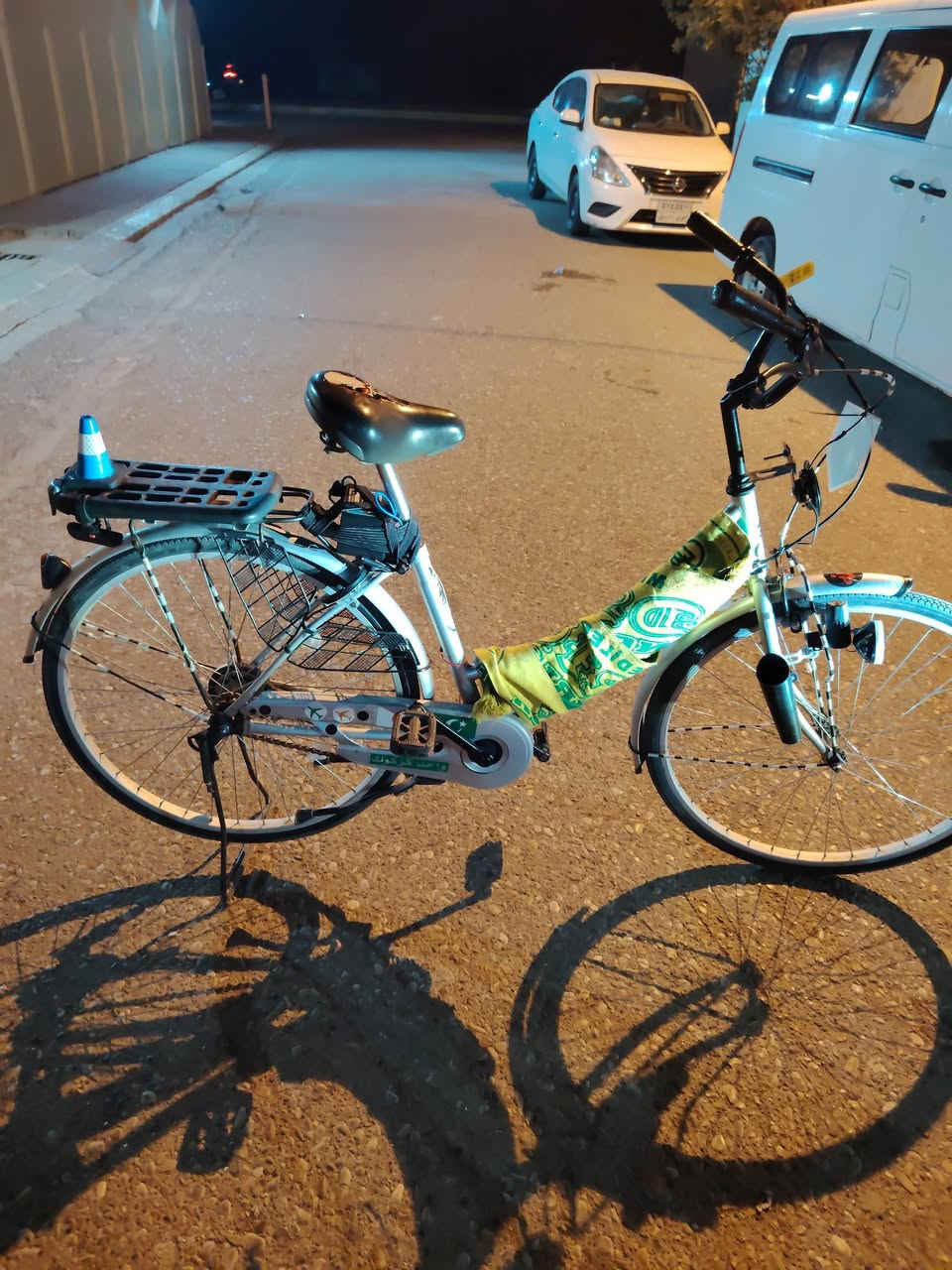 بايسكل ياباني للبيع كله شغال السعر ١٢٠ وبي مجال كركوك حي عدن بيع مستعجل عليه


**إذا كنت صاحب هذا الإعلان وتريد حذفه لأي سبب، رجاءا أرسل رسالة إلى الدعم الفني**