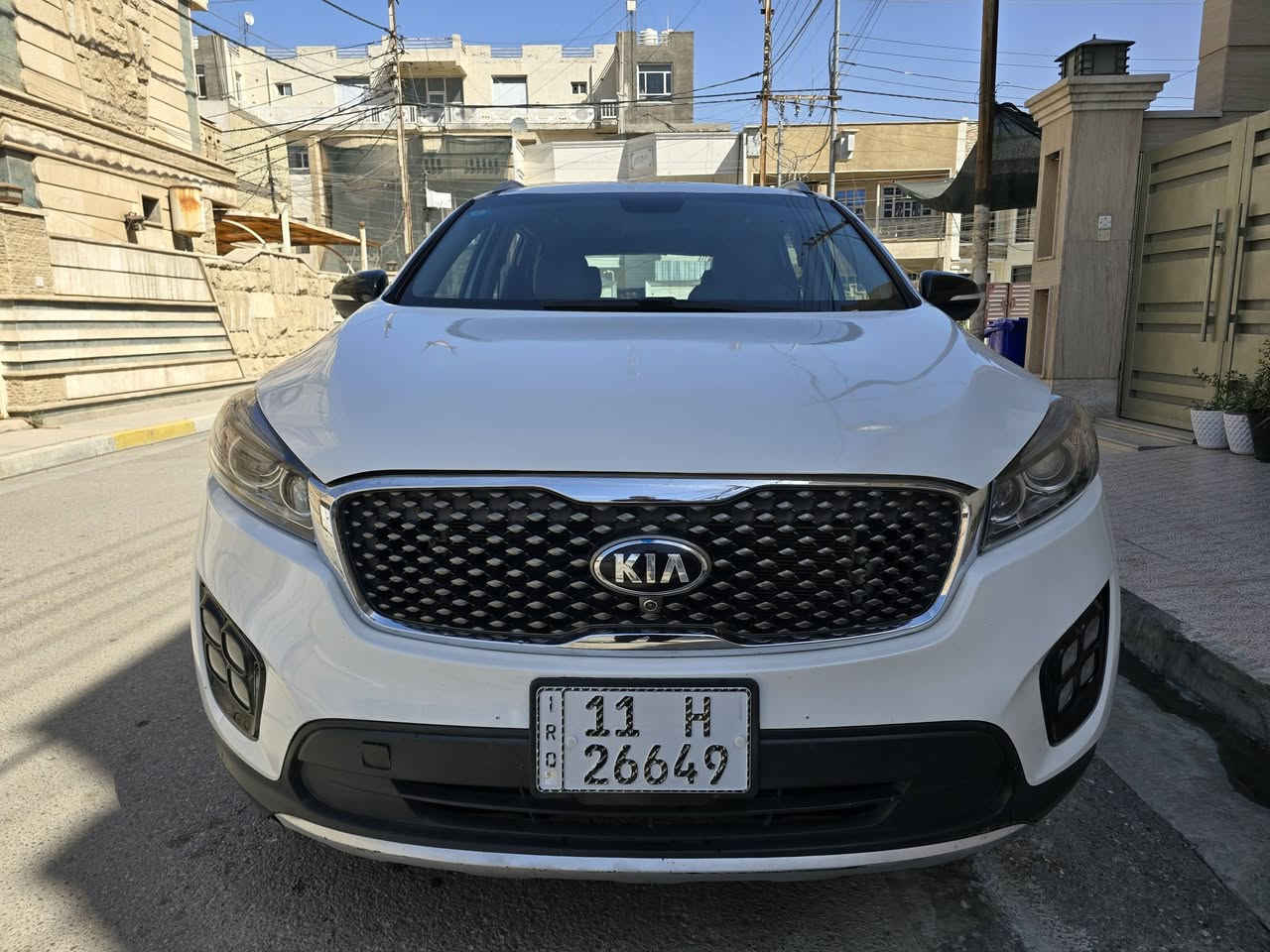 كيا سورنتو موديل ٢٠١٦ رقم بغداد دولي رقم سنويه هزه جديد محرك ٦سلندر سبعه راكب ثلاث قطع تبريد شاشه كبيره كامرا دواره داخل لونين مري شفط اشاير مري  فوول تحكمات كير محرك تبريد صدر ممتاز وجاهز بيه مكانات صبغ بدون دواخل السعر 137 للاتصال : ***********
