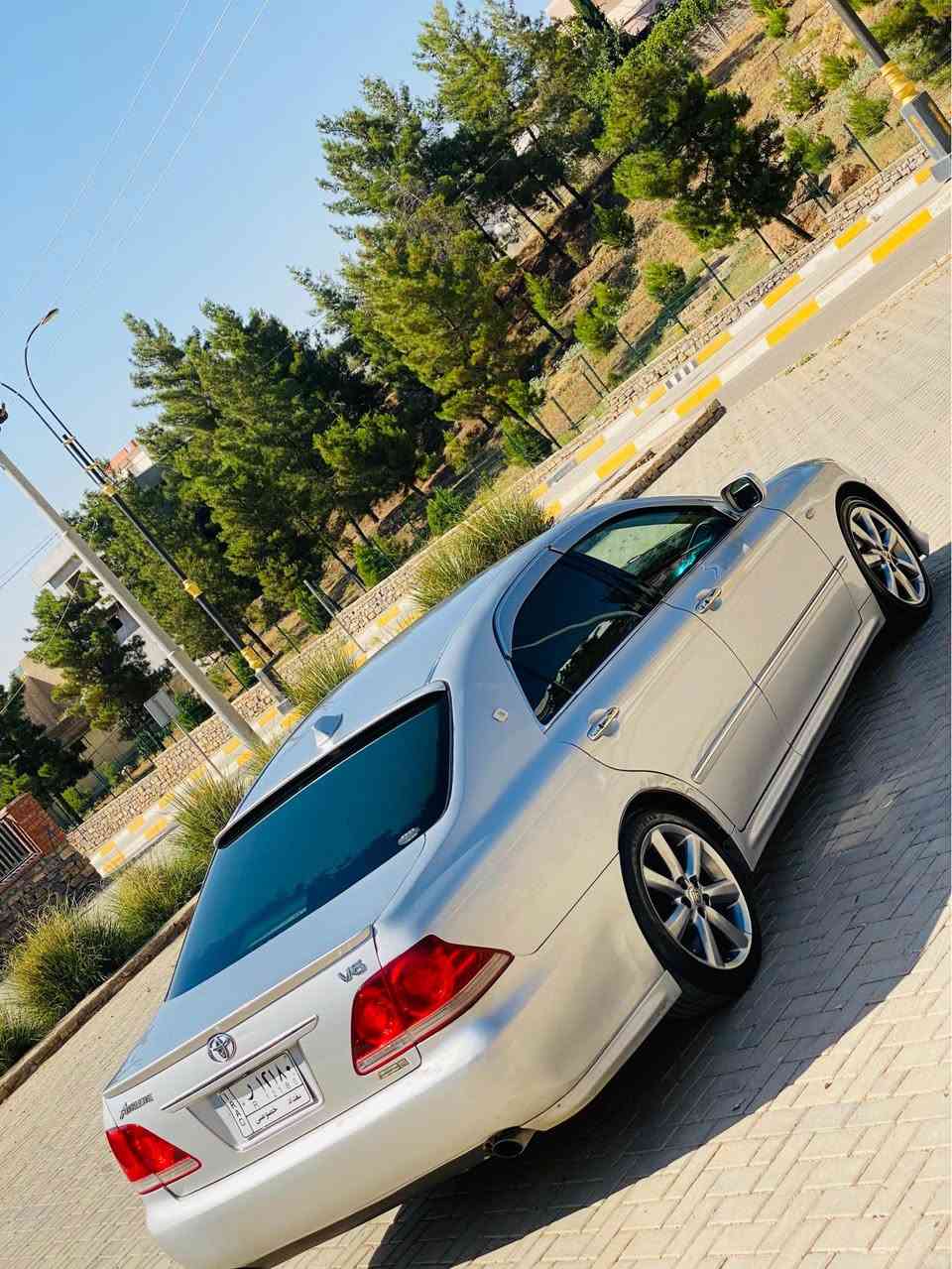 سەرەتا بەناوی خودا...
شاهینەی 
براوە
٢٠٠٧ مۆدێل
گێڕ گەورە مەکینە بچوک ئاڵتونی بازار 
٣ دوگمە 
جلدی دوبەی 
شاشە 
کامێرا 
کامل دەعامل سپۆرت
چوار ویل و تایەی لۆک  
برێکی بەسراوە
جامی پێشو دوای هەڵگیراوە
بێ تەقەو رەقە 
کۆدی کراوە 
سەیارەکە جاهیزە رێک پێکە 
شوێن هەڵەبجەی شەهید 
سیعر ٤٩ 
ژم ـ  *********** حلبجة, السليمانية
