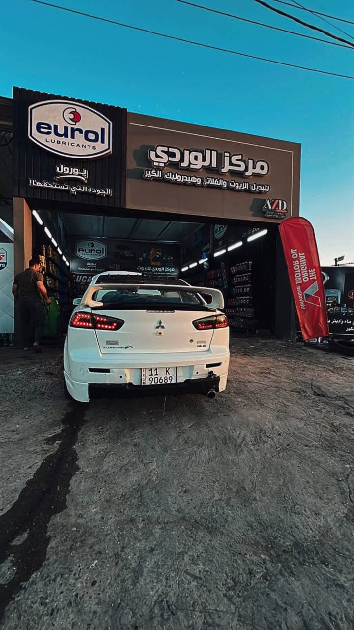 السلام عليكم 
لانسر خليجي GT 
موديل 2008
كير اوتماتيك
ماشيه 224 الف km
محرك كير تبريد كهربائيات مكفوله 
بدون اي تحوير بلفيش حته كلوب الجيك انجن مطفي
صيانه دوريه للسياره وكله اصلي 
صدر امامي خلفي 90% جديد 
منضومة تبريد جديده ثلج بعز الحر 
شفتات 
تحكم ستيرن جهتين 
سلايد 
بصمه 
كيجات ايفو 
شاشه اصليه اندرويد دايموند كار بلي 4K
كلشي بالسياره شغال 
شغل واطلع وين متحب بدون متخاف
بيه قطع صبغ وصورها قبل الصبغ موجوده و (سونار موجود)بدون ايرباك السياره وبدون حادث قوي 
كشرها حلو وصفاحها عدله ونصبتها كلش حلوه
لايت متحرك مع فره الستيرن وشغال 
سستم صوت دمام بلادي 
ويل اصلي ريسي 
تخم تاير ايطالي بيرلي 
و وياها تخم ويل كب وتايرات اضافيه غير المشدوده بيها
وايضا قاعده فيت بم احتياط جديده بالكارتون
وجويتر اضافي تفصيخ شغال ١٠٠٪؜
رقم انكليزي جديد + سنوية باسمي شخصياً
عليه اضافات بسيطه للجمالية
سعر السياره 90 ورقه نقد فقط بدون مرارس وبيها مجال جدا بسيط
العنوان بغداد الخطيب 
*********** بغداد, العراق
