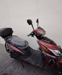 للبيع 6 بطارية ملف ٢٠٠٠ مستعمل ٥ أشهر / ٦٥٠ الف) 07778227812