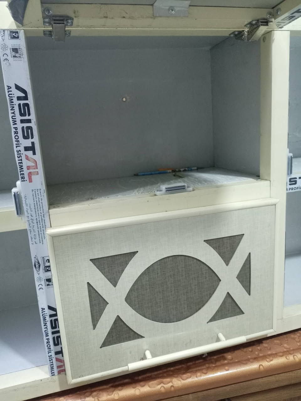 السلام عليكم تخم زان تركي 10 مقاعد كاونتر قطعتين مرمر مع جهاز تمرين مال جسم وغراض صالون مكاني بغداد اكو توصيل رقمي واتسب ***********
