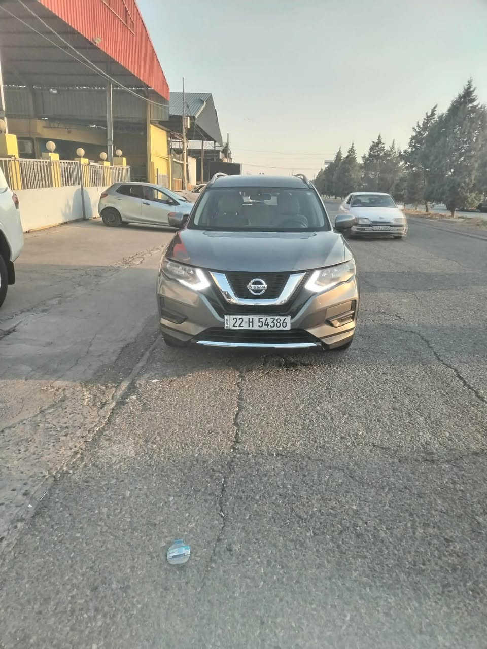 nissan roge 2017 s 
٤ پستن رەنگی نەوتی ٤ پارچەی سبوخ بێ ژۆرێ بێ ئێرباگ 
پێش و پشتی کەپسە 
گێرو مەکینە بەشەرت 
هەزەو سەنەوی نوێیە 
سەیارەکە توندو تۆلە مالی دۆستە 
نرخی ١٢٤ وەرەقە و معامەلە 
شوێن.هەولێر 
***********
