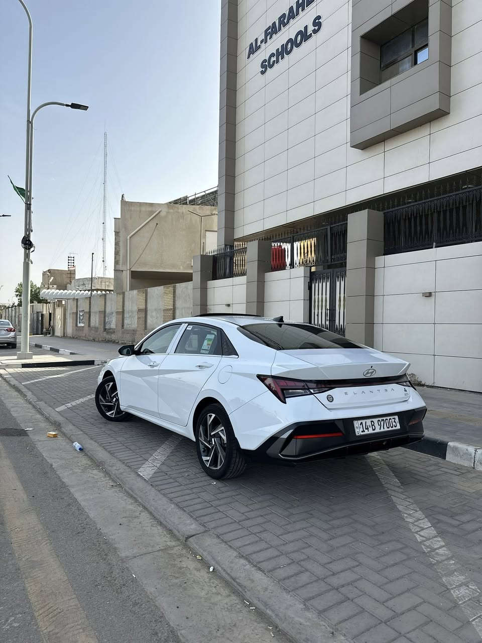 السلام وعليكم
النترا 2024 وارد خليجي 
مكينه 2000 دوش ماشيه 53 
سياره كفاله عامه فقط دحجه باقيه ؏ حطته بداير الجاملغ الخلفي 
رقم بصره بسمي سنويه جديده تحويل يوم ثاني 
السياره جاهز للخير دوشمه ارضيه وكشنات جلد الداخل كله مغلف نانو سياره جديده حيل متعوب عليه 
وايستفسار ***********
