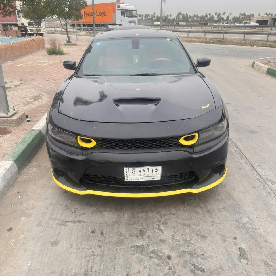 � للبيع او مراوس  🔥
سلام عليكم دوج جارجر موديل ٢٠ 
رقم بغداد سيارة حلوه وجاهزه 
سونار موجود صور حادث ماعدي 
سيارة حلوه سعرها ٢١٠ بيها  مجال
جاملغ وبنيد  مال امريكا
هنا بل عراق انصبغ بيها باب عبري  وجاملغ ثاني 
***********
***********
