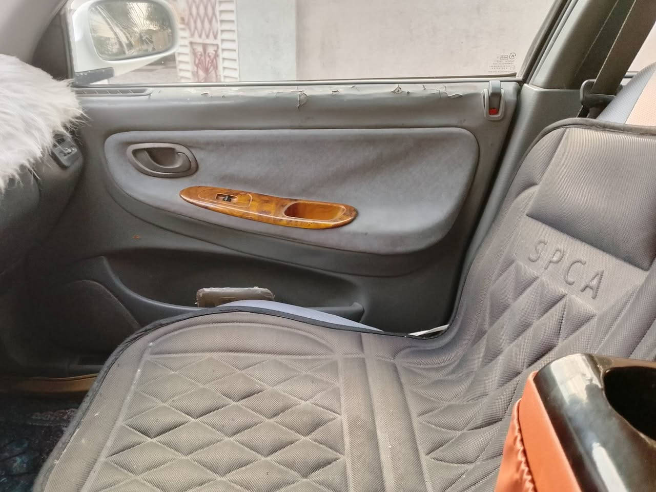 عليكم سياره برنس فراشه موديل 96مكفوله صدر أمام خلفي تخم تاير دواخل جديده بطاين جدد سياره جاهزه من صبغ ومعجون رقم *********** ابو حسين
