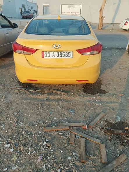 السلام عليكم النترا 2011 وارد امريكي حادثه بنيد بدون بدون دواخل وبدون ايرباك سياره احلى من الصوره حجم المكينه 1800 دوش وذاك مراوس بخصوصي هم يرهم السعر 95 وبيه مجال العنوان بغداد السيديه او الرضوانيه  *********** {}***********
