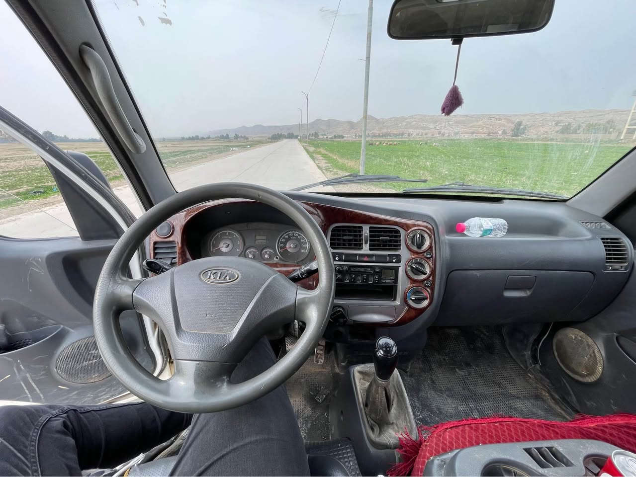 كياى دوو تةنى مؤديل ٢٠١٤ گيرو مةكينة و ئةكسل بةشةره ت و تةقة و ره قة بةشة ره ت تةبريد ساردو گةرمة بةشة ره ت ٦تاى لوك لةژيريتى و خياسي نية و مةگينةى ٢٧٠٠ و كتابي مةنةفسي لياية و ١٥٢هةزار روية لوك لوك 
سعره ى ٦٨ وه ره قة 
*********** كيفري, ديالى
