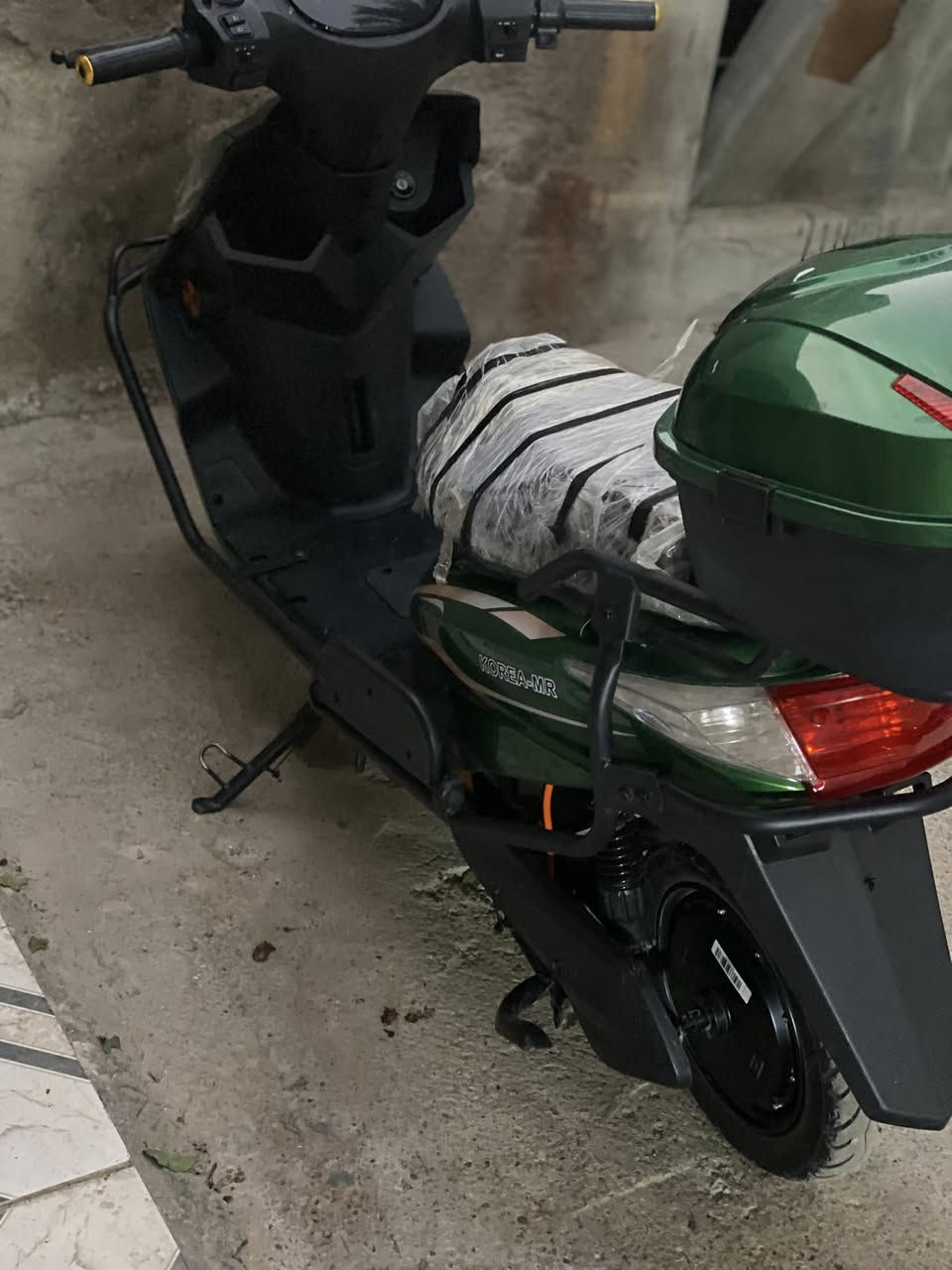 سلام عليكم متاح سكنس  مديل 2025 كامل مواصفات  ملف 1500 6بطاريه موصله 32انبير ب سعر 725 وبيه مجال متواجد عل رقم ‭0790 381 5169‬
