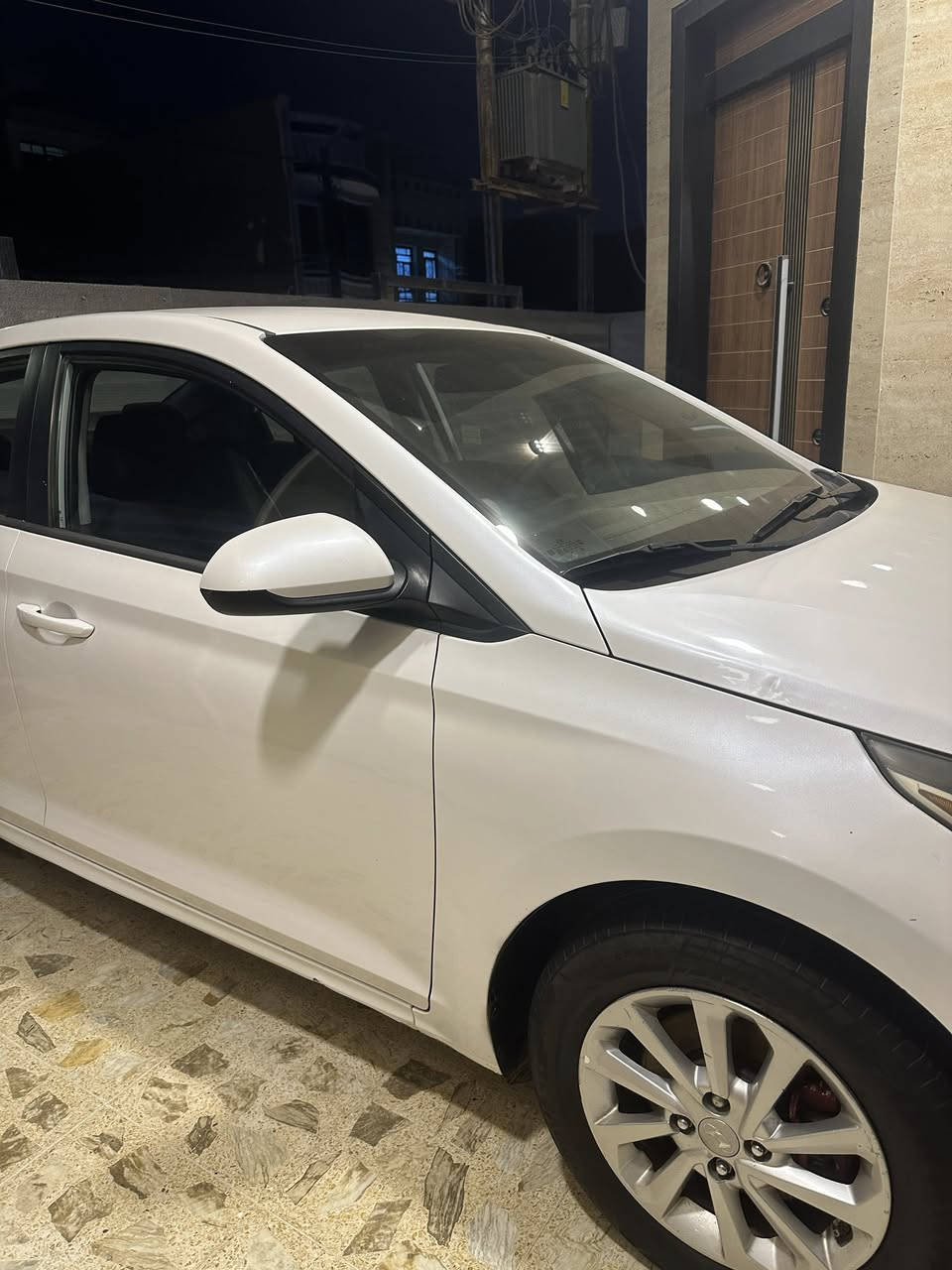 اكسند 2019 شاشة كامرة دوارة كاربلاي مثبت سرعة مانع انزلاق مواصفات الوارد امريكي تخم تاير جديد السيارة ترايها حلو وناعمة بيها الجاملغ الخلفي صبغ جهة السايق والباب مبدل نفس لون 
السيارة سعرها 110 قفل
***********
