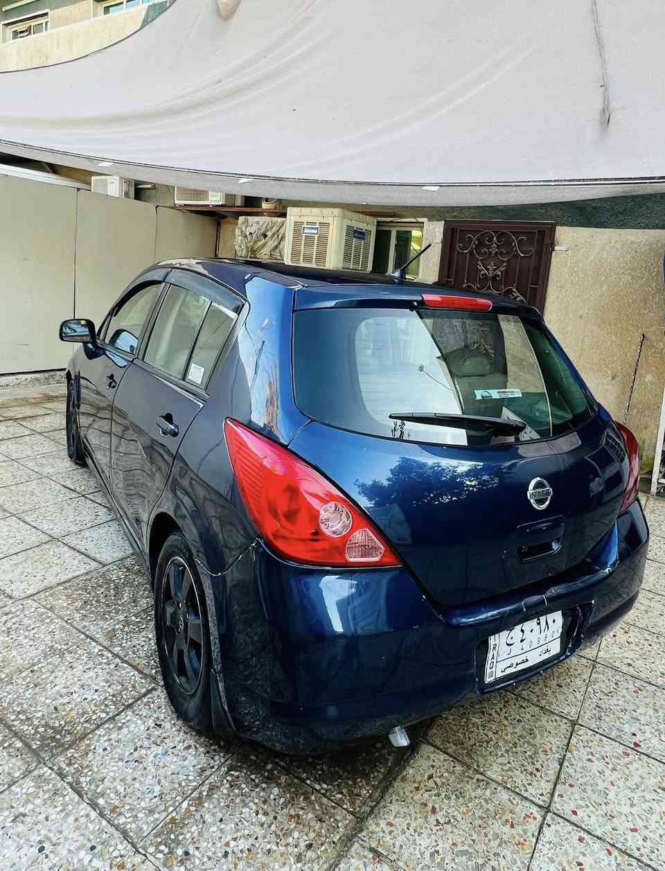 السلام عليكم
نيسان فيرسا 2007 
رقم بغداد مشروع وطني 
مصبوغه حزام للجماليه 
سياره جاهزه مابيها نقص 
مكينه مكفوله 
تبريد ثلج 
صدر مبدل جديد 
السعر 59 مجال بسيط كلش 
بغداد الغزاليه 
***********
