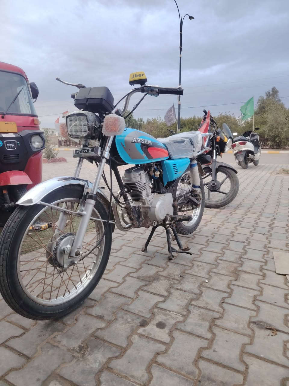 السلام عليكم دراجه ارشه شاصي 2015تعمر 21السعر 500 للاستفسار ***********
