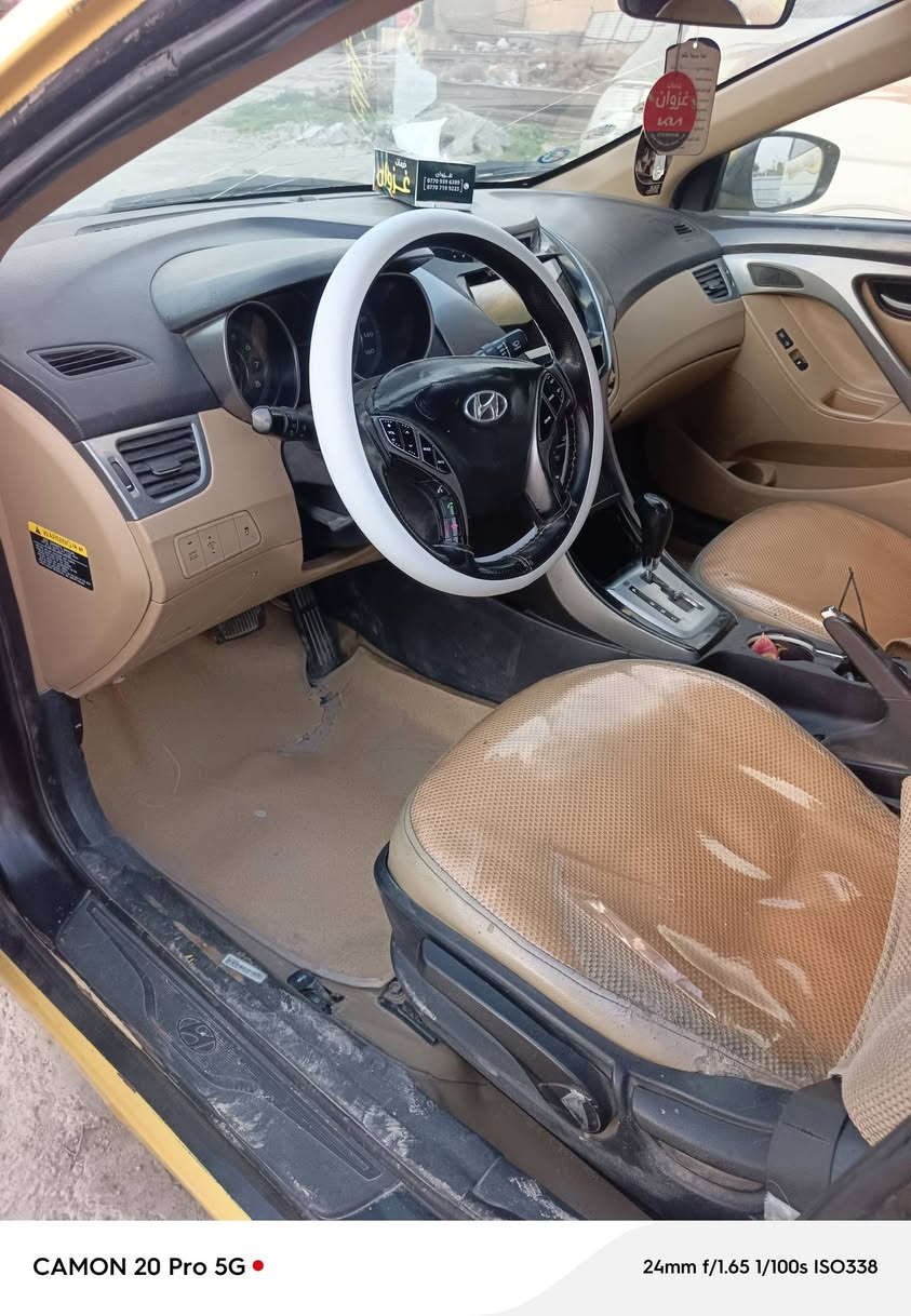 سلام عليكم النترا موديل 2013 وراد امريكي ضربتها جاملغ الايمن بدون شواصي ولغود وضربتها بلعراق جاملغ خلفي هم بدون شواصي ولغود سعر السيارة 85 رقم واتساب ‏‪***********‬‏
