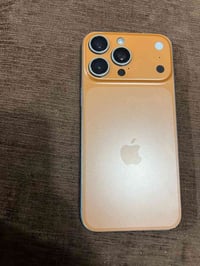 ايفون ١٥ برو ماكس • ضهر مكسور • فيس ايدي شغال