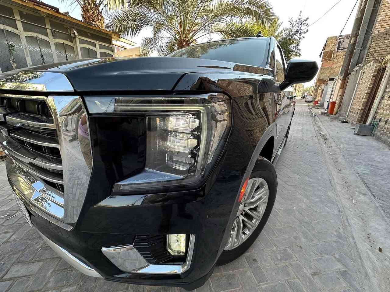 � جي ام سي يوكن SLT موديل 2022
كلين وارد أمريكي بحاله ممتازة جداً ✨
لون أسود ملكي + داخلية جلد أسود فخمة 🖤

▪️ شاشه وسطية + كامره خلفية
▪️ تشغيل بصمة وستارت
▪️ مقاعد جلد كهربائية
▪️ تبريد وتسخين مقاعد
▪️ تحكم سكان + كروز
▪️ حساسات أمامية وخلفية

▪️ باب خلفي كهربائي
▪️ نظام Apple CarPlay + Android Auto
▪️ تكييف ثلاث مناطق
▪️ رنكات وكالة + إنارة LED
▪️ سيارة عائلية فخمة ومرتبة جداً

📍الموقع: بغداد
📞 للاستفسار: ‭٠٧٧٠ ٥٢٢ ٨٤٠٩‬

سيارة نظيفة جاهزة للاستخدام وما تحتاج أي صرف ✨🚘
