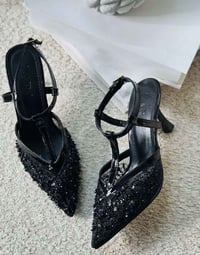 حذاء كعب • اسود • قياس ٣٩