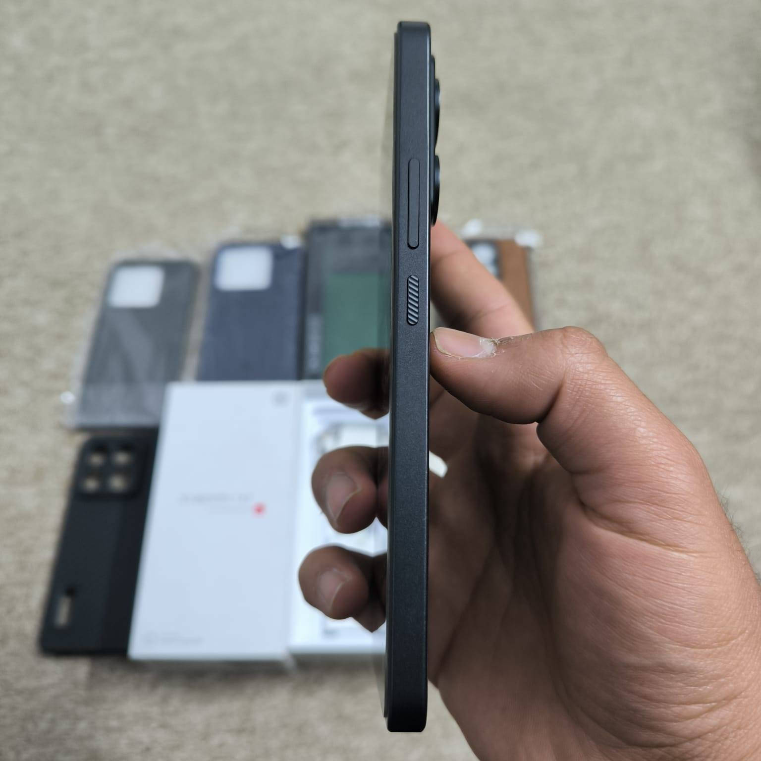 سلام عليكم 
جهاز شاومي mi14t نظافة 100% اخو الجديد غراضة كاملة كارتونة وشاحنة ولزكة و6 كفرات جدد 
الجهاز مضمونة من اي خلل تجي تاخذة من الباب جيكة براحتك الذاكرة 256 رام 12 شاشة امولد 144 اداء وسلاسة ممتاز بالالعاب
سعر : 395 الف
مكاني : بغداد الكاظمية


**إذا كنت صاحب هذا الإعلان وتريد حذفه لأي سبب، رجاءا أرسل رسالة إلى الدعم الفني**