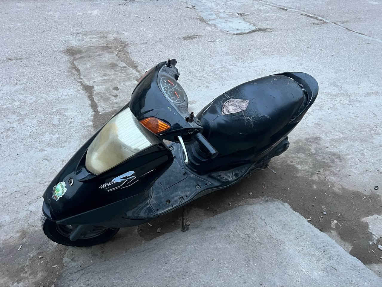 مستعجل بيع مكاني بغداد السعر 400 قفل متوفر فقط هاتف*********** Colombo, Sri Lanka
