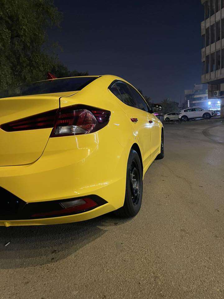 سلام عليكم
1-الاسم/الانترا

2-موديل/ 2020

3-مكينه /2000دوش

4-كير/IT

5-تحكم ستيرن

6-تحديد مسار

7-نقطه عمياء

8-مانع تزحلق

9-شاشه كار بلي جبيره

10-كامره خلفيه

11-حساس تصادم +حساس خلفي

12-عليها عدسات LED

13-حداديه السياره حلوه

14-ويل اسود

15-هزه جديده رقم بغداد مميز
16-داخل عسلي و اسود

هـ *********** 

بيع او مراوس
