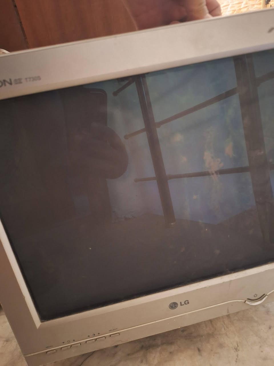 اخوان سعروهن بنور الله شيسون ذني حاسبه LG ومعالج
مكاني الدوره شارع الصحه وتساب *********** ماكو توصيل 
كيبورد واحد بكارتونه وثاني بدون
مالت تصوير او استنساخ  مال طابعه
