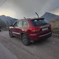 السلام ععليكم من رخصت الدمن عندي جيب 2012 خليجي بدون صبغ ولا حادث السي...