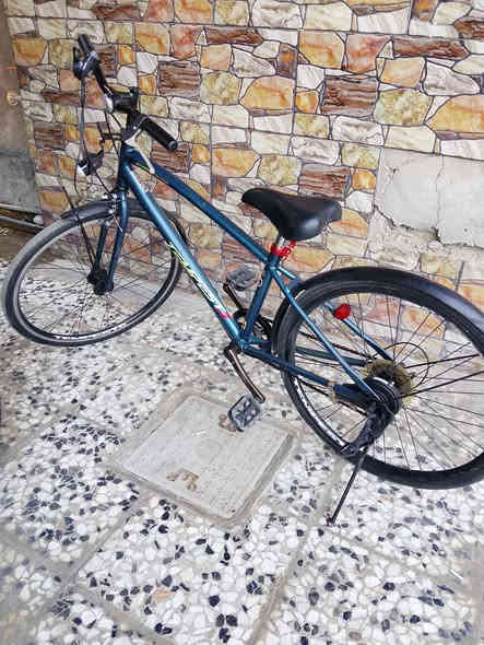 سلام عليكم اخوان باسكل للبيع نوعه هجين جبلي وسباق ياباني
وبي عكرب شغال شيموني ست نمر وبركاته شغالات الامامي والخلفي وجاملغاته الاصليه والوياله والتاير بلادي وبي ضوه امامي داينمو السعر 160 وبي مجال للشراي
الرقم للتواصل/***********
