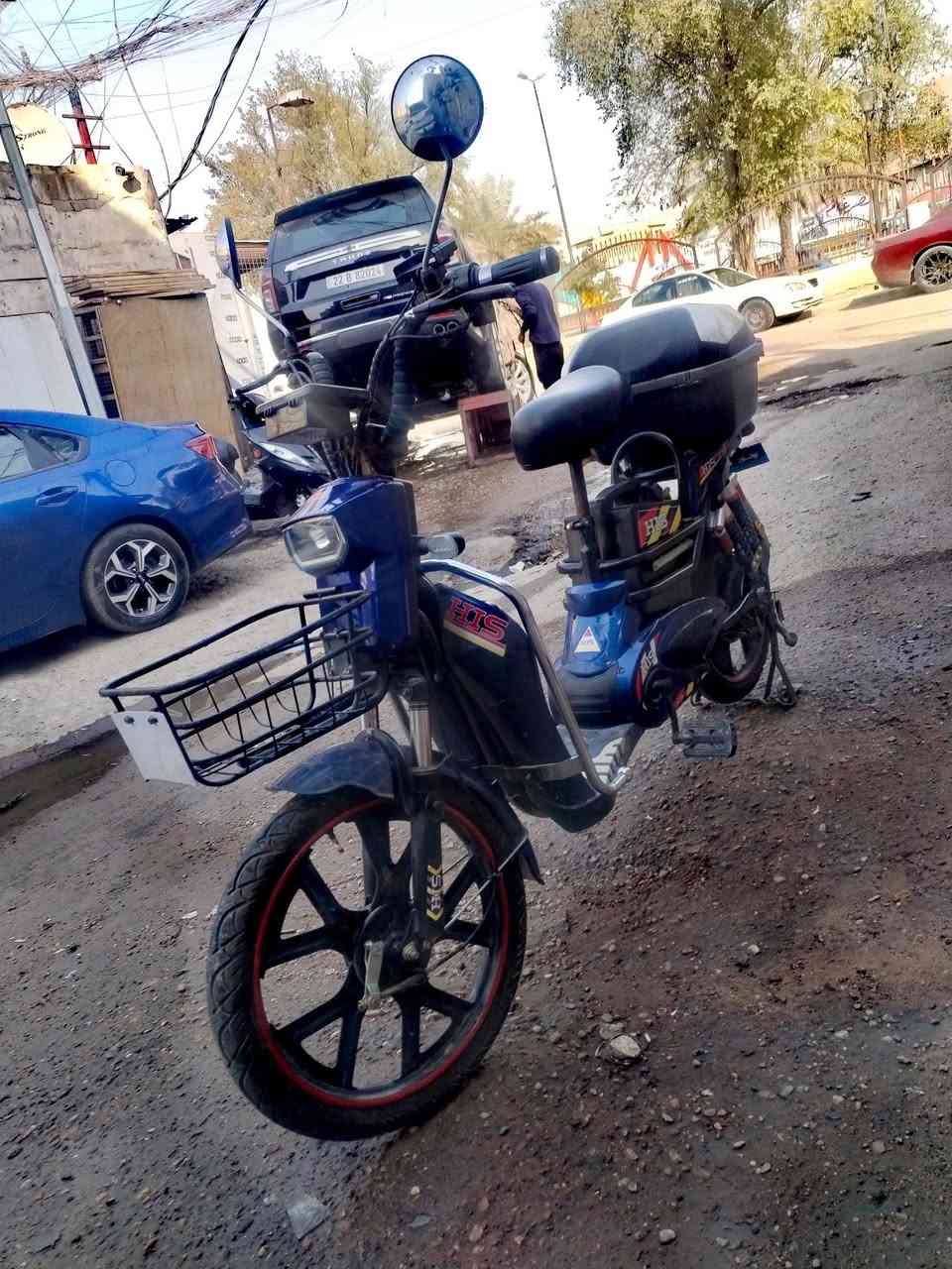 دراجة شحن للبيع 
His
بعدها جديدة بلادية ٣٥٠
بغداد الحرية ***********
