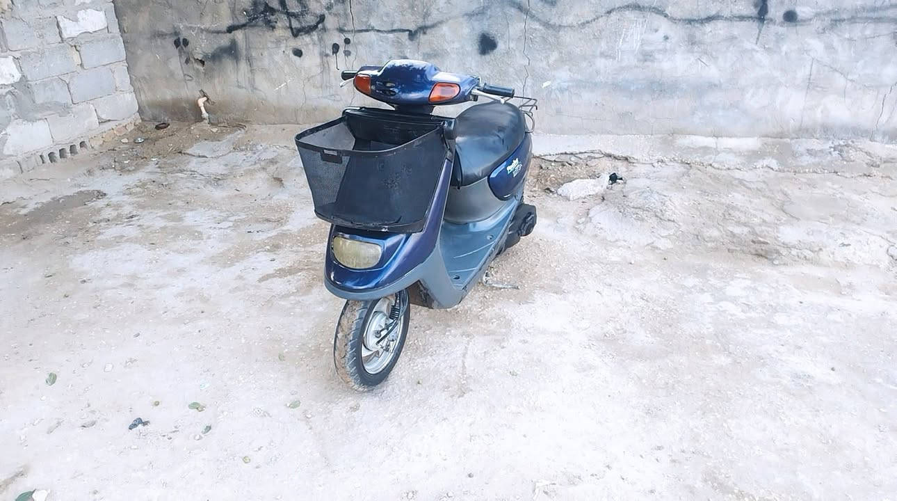 السلام عليكم ورحمه الله وبركاته دراجه منغول بلاديه 2003 ما مفتوحه كل شيء شغال العنوان كربلاء سايدين حي الشهداء الموظفين ***********
