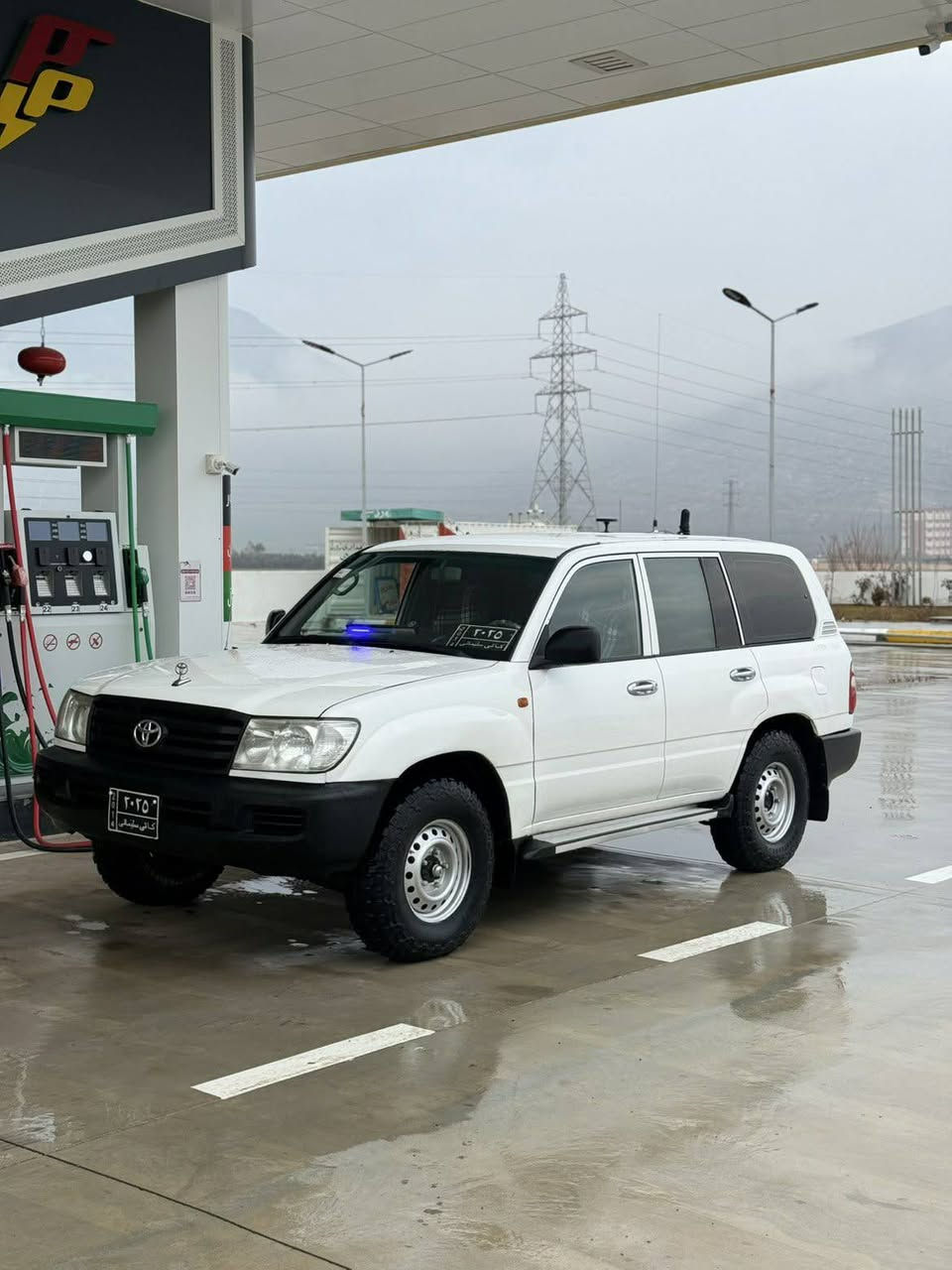 تـــــــاقانە🏷
مــــــــۆنیکا 2003  بێ ڕەقەم علووج
فـول عادیـە جام کارەبایە
پـــەلە پەڵە بۆیاغی هەیە
سەقفوو شان بـــــەشەرتە
یـــــــێک دینار مــــەسروفی تـێدا نیە
گـــــێڕ مـەکیـنە ئـەکسل بـەشـەرتە
ســەیارەکە زۆر خاوێنە 
***********
***********
بۆ نرخ کۆمێنت بکە🗳

ئـەگەر سەیارەکەت دەفرۆشیت نامە بنێرە با بلاوی کەینەوە لۆت
