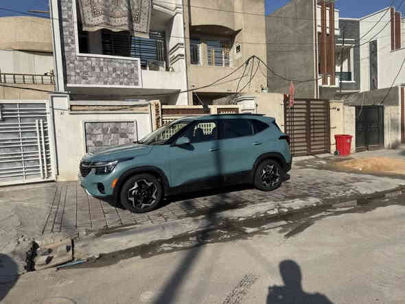 السلام عليكم كيا سيلتوس مديل 2024 وراد امريكي رقم بغداد صور لحادث بلمنشور  مكانها بغداد لمشتل مبايل *********** ممتواجد عل فيس لسعر 155 نهايتها قفل محرك 2000 دوش بيها صبغ باب وجاملغ وبارد موضوح بلصور لحادث ماشيه 67 الف
