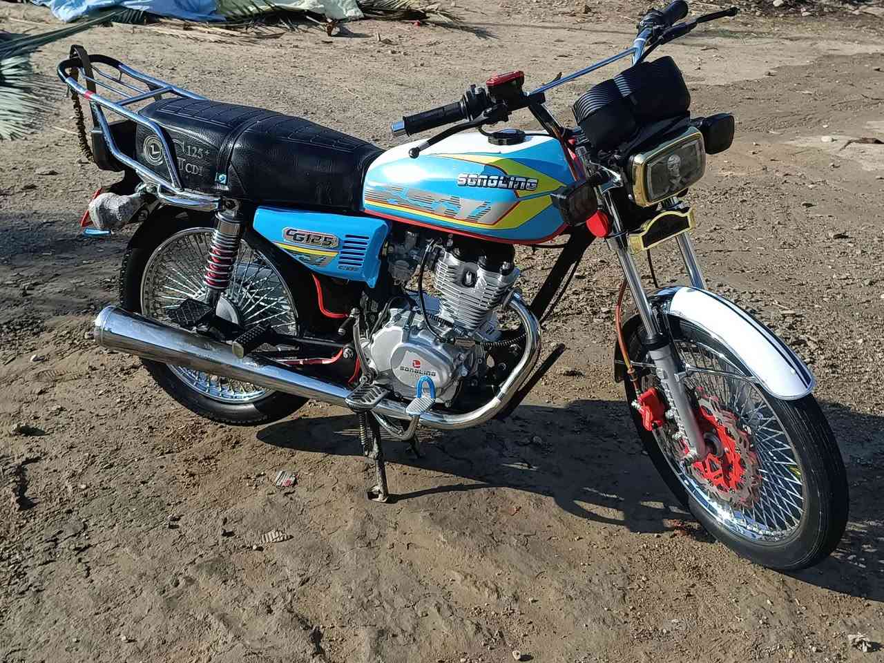 السلام عليكم
دراجة تايكر موديل24 نظيف فول كفالة عامه اوراق كامله مكان ديالى شهربان سعر خاص ***********؟
