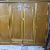 غرفة نوم • ٥ قطع • مستعملة نظيفة