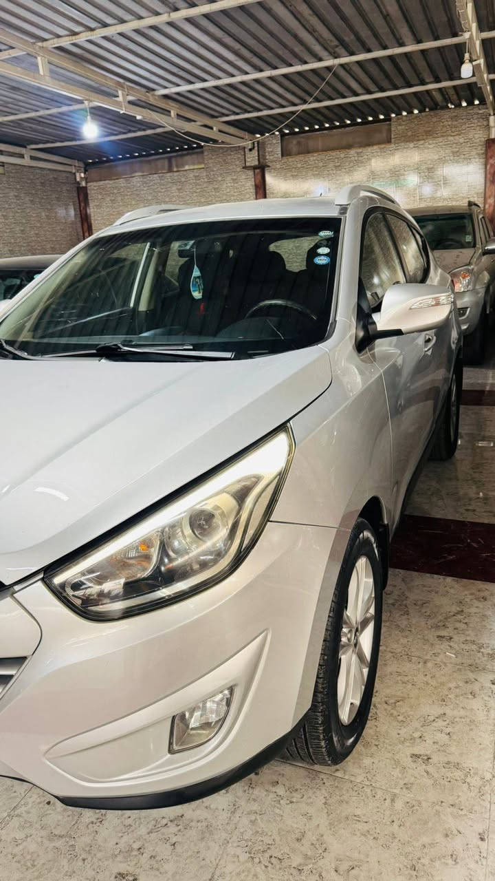 تكسون للبيع موديل 15 خليجي 
بجم سنتافي
 4ويل
 لايت لد بك لايت لد 
تحكمات استيرن
 اشاير مري 
طخم تايرات 
صدر جديد 
كير AT المرغوب
 بيها قطعتين رش بدون دواخل 
رقم اربيل سنويه ورقم جديد
 للاستفسار الاتصال بالرقم ‏‪***********‬‏
‏‪***********‬‏ 
مكلف بالنشر موصل, نينوى
