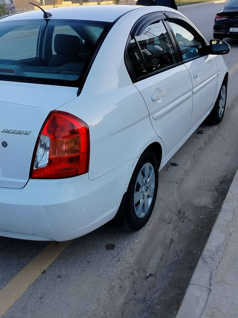 اكسنت 2008 رقم وسنوية جديد
محرك 16
كاربون بانزين
تبريد تدفئه شغال
لايتات بك لايتات اصلي شركه 
اربع دسك
سياره جاهزه مامتعوبه طخم جديد 
مابيها صبغ جاملغ امامي تبديل اصلي نفس اللون بدون صبغ 
السعر100وبيها مجال 
***********
