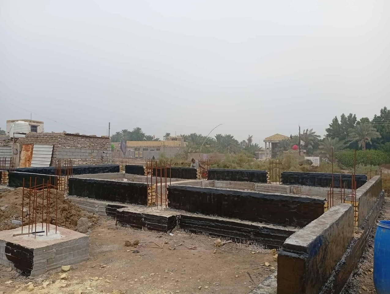 يالله
سلام عليكم ال عنده شغل احنه نشتغله شغل درجه أولى مضبوط   شغلنه يتضمن ما يلي 

1_حفر خزينه وبنائها وصبهه 

2_ولبخ البتلو واذا كان بحاجه الى تزفيت نزفته 

3_تصعيد طابوك فوق البتلو +تصعيد طابوك فوق الصطح 

4_تشربت صطح وتصليطه 

5_اخراج التراب الزائد من البيت بمستوى متساوي 

6_تفليش سياجات او بيوت 

7_تصعيد تراب او اسميت او رمل 

8_تربيع الارضيه ودگه في القفاز 

اي واحد عنده شغل احنه نشتغله شغل درجه أولى مضبوط فارغ حاليا العنده شغل احنه نشتغله اله يتصل عل رقم وبي خير ويدلل ***********
