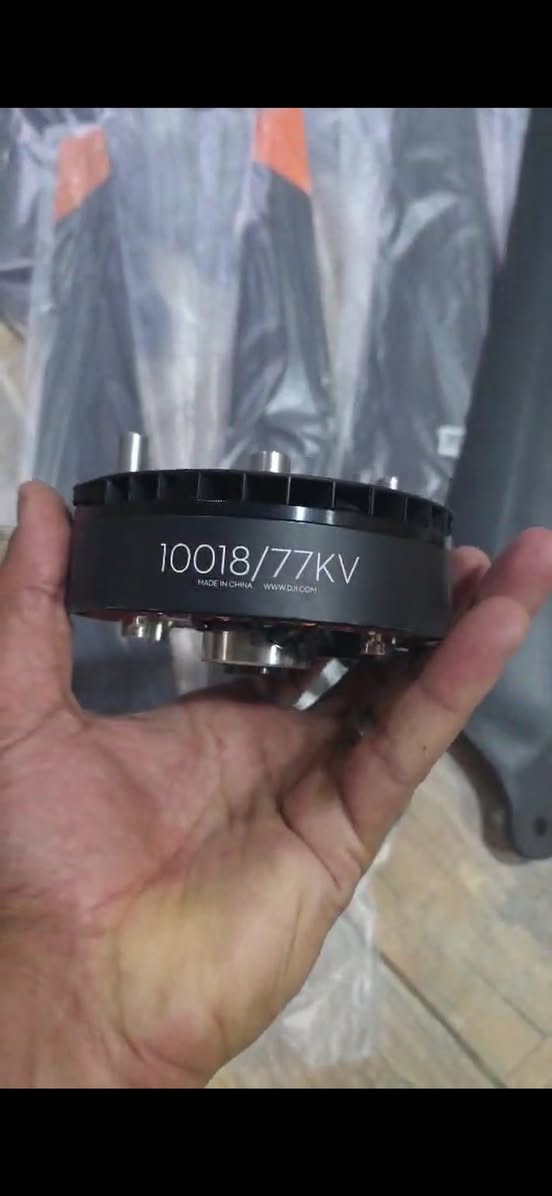 متوفر مراوح درون زراعي dji   11 زوج يعني 22 قطعة  قياس المروحة 46 سانتيم
ومتوفر ماطور dji  كلهن 245 الف مع التوصيل


**إذا كنت صاحب هذا الإعلان وتريد حذفه لأي سبب، رجاءا أرسل رسالة إلى الدعم الفني**
