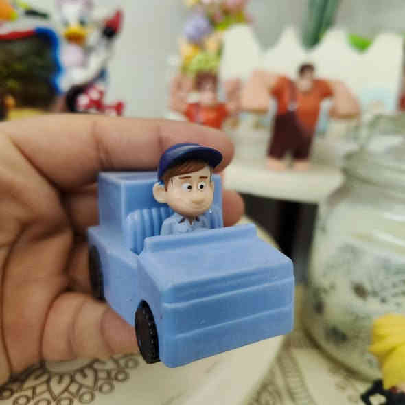 Ralph 🥰😍🤩💥💯💢🔥🌹
للحجز والاستفسار يرجى مراسلة الصفحة Umbrella toys أو التواصل مع الرقم ***********
