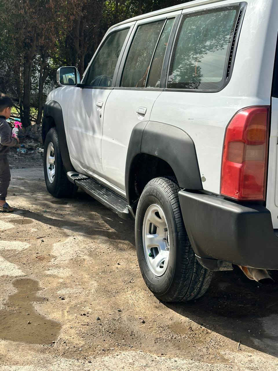 نيسان باترول مزاد وزارة الداخلية
نيسان باترول مزاد وزارة الداخلية
السلام عليكم للبيع
نيسان باترول 2008 السيارة مزاد وزارة الداخلية
السيارة تخبل وحلوة كشرتها بيها صبغ جاملغ السايق شبر من يم الايت وخشم البنيد وبيها باب السايق هم ماخذلها صوره 
كتابها واصل للكمرك سعرها بدون رقم ١١٠ مع المجال انته ترقمها تدفع كمرك وتترقم اصولي معاملتها كاملة مكملة استفسار 
***********او 
***********
