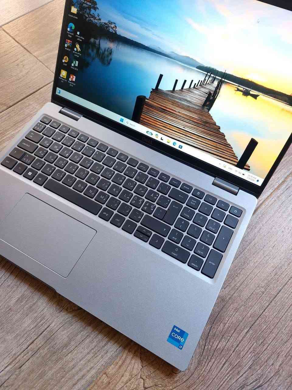 للتصميم والمونتاج والبرامج الهندسية 👌👌
Dell Precision 3561 ✅

✅ المعالج : Intel core i7-11800H

✅ الرام : 16GB DDR4 

✅ الهارد :  256GB SSD NVME 

✅ كارت الشاشة : 
خارجي NVIDIA T400 4GB GDDR6
داخلي Intel UHD Graphics

✅ الشاشة : 15.6" FHD 

✅ كيبورد عربي انكليزي ضوئي

✅ نضافة عالية جدا 98٪

✅ ويندوز 11 بروو 

📍 موقعنا :
1- بغداد - الامين الثانية 

توصيل سريع لكل العراق خلال 24 ساعة 🚚🇮🇶

السعر 650 الف دينار عراقي (مجال بسيط) 

📞  اتصال او واتساب :
 ***********
***********
