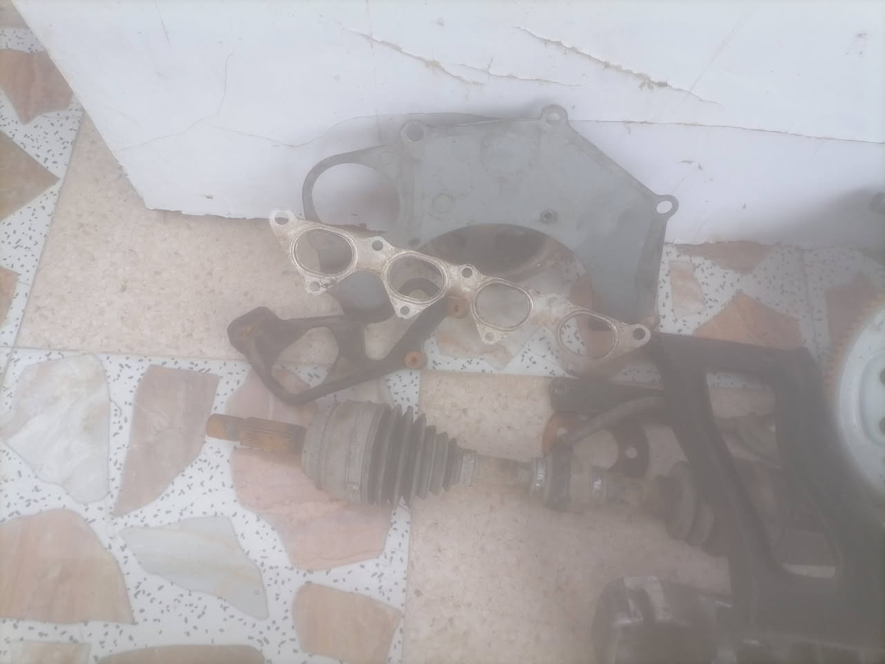 السلام عليكم ورحمة الله وبركاته
غراض لانسر للبيع
كمبريسر عاطل بولبرن كايم
داينمو عدد 2 عاطلات
لايتات امامي مصوفرات بس
بك لايت جهه اليمنيه بس يرادله جام
درايم شفت قصير داخلي يرادله تبديل الخارجي كلشي مابي
مسطره نوزلات فارغه
وهذني واشرات مااعرف ماليش
فلاوين مال كير اوتوماتيك كلشي مابي لاني كير عادي
تانكي براغيه سليمه بس مزنجر من داخل لاثقب ولا اي شي
مكينه 1800 بي تبخير تنقيص ونظوح بس شغاله وتمشي
دكشن حار وبارد مال مكينه 2000
شوته لانسر
دبلات خلفيه تعبانات
تويتر بدون حساسات
كلهن شلع للبيع مابيع شي واحد

اقرأ المنشور زين قبل لا تخابر
السعر قفل 350 الف
الاستفسار ***********
